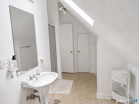 48 Beach Avenue Milford CT 06460
