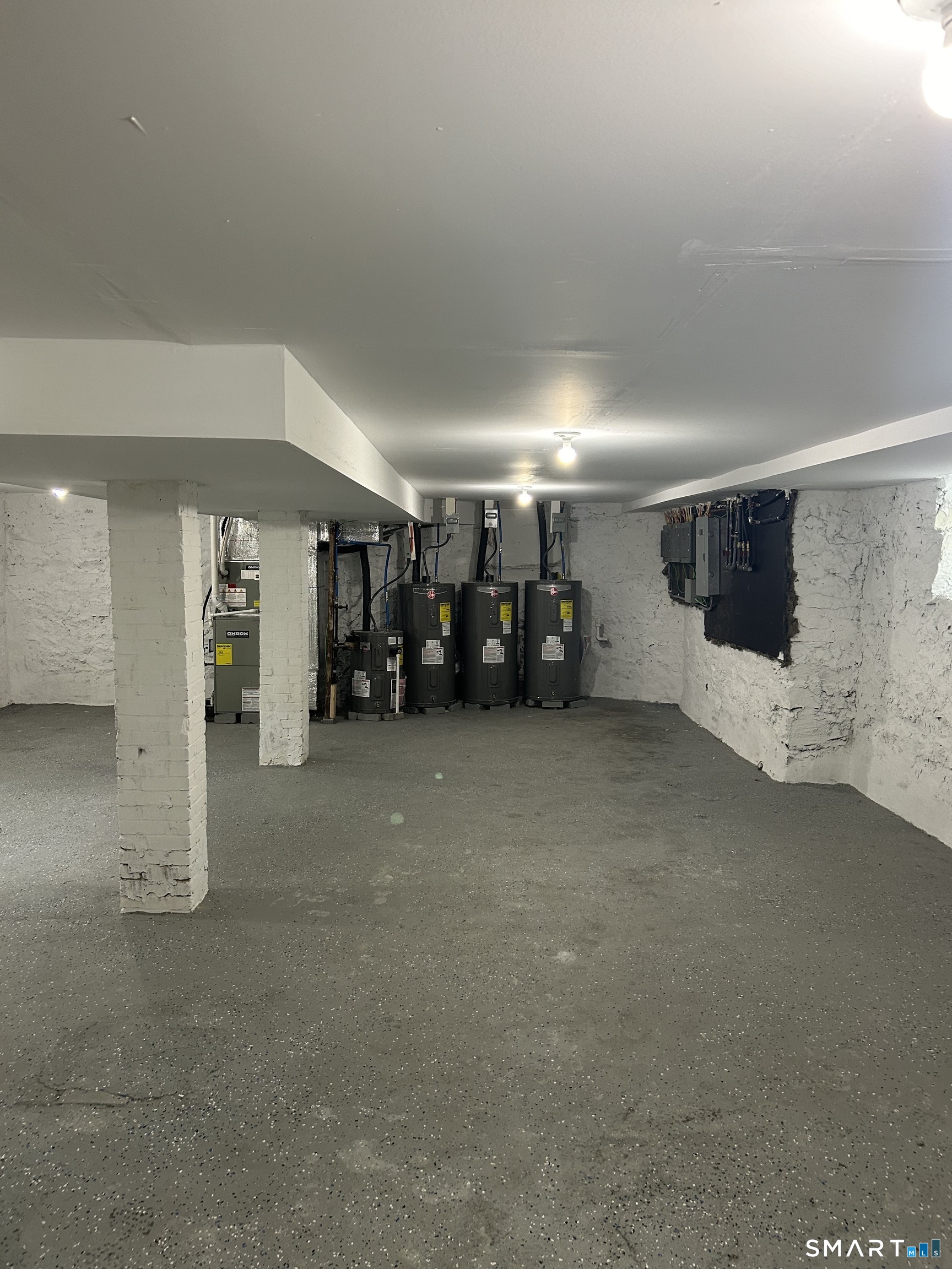 823 Capitol Avenue Bridgeport CT 06606