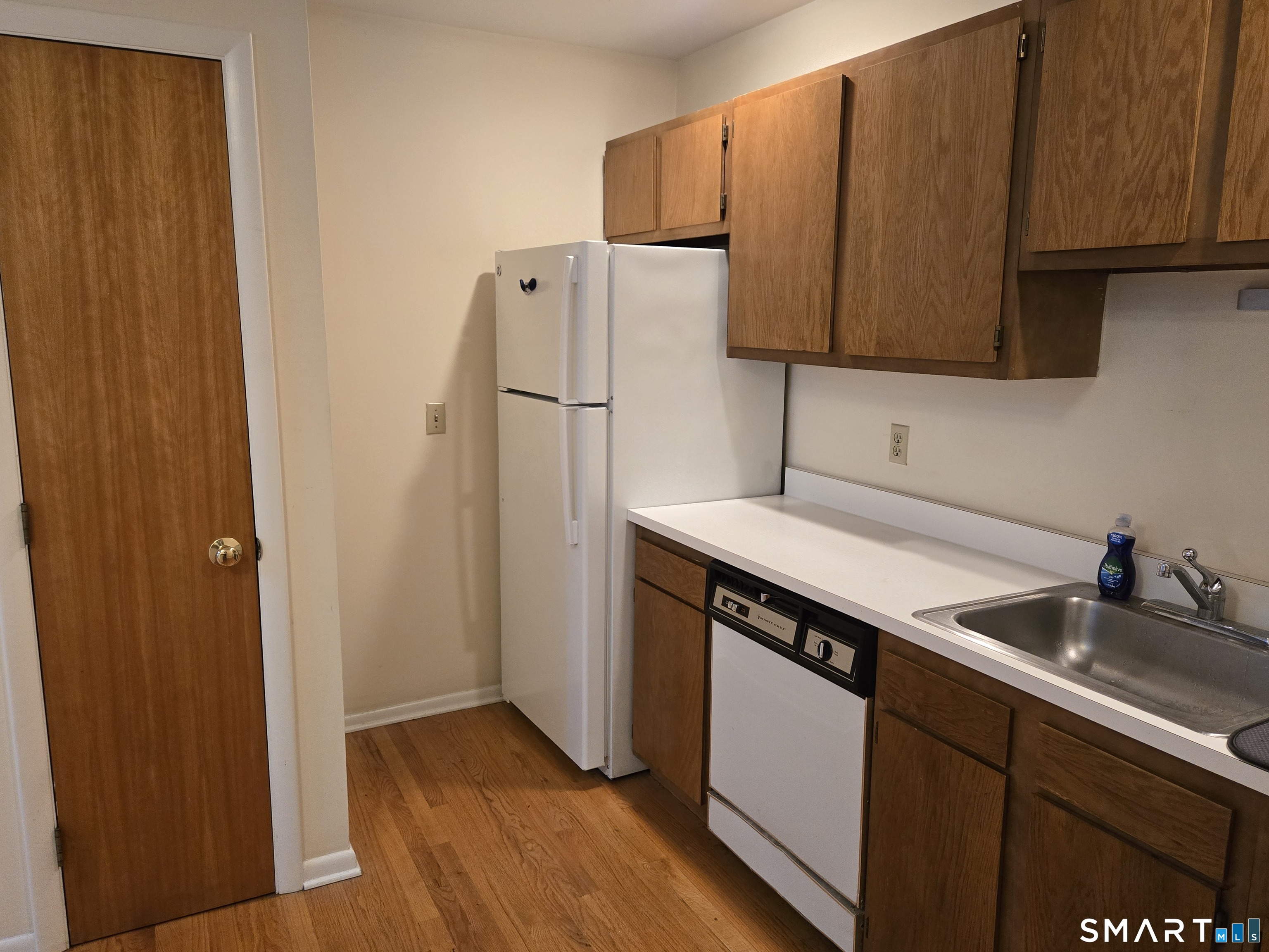 1118 Main Street Branford CT 06405