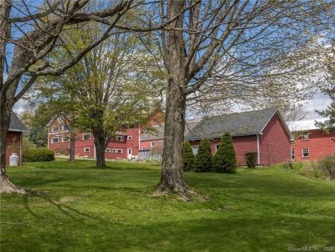 15 Hopkins Road Warren CT 06777