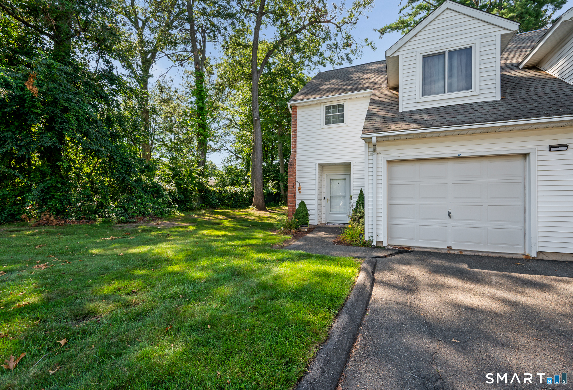 190 Tomlinson Avenue Plainville CT 06062