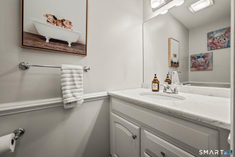 190 Tomlinson Avenue Plainville CT 06062