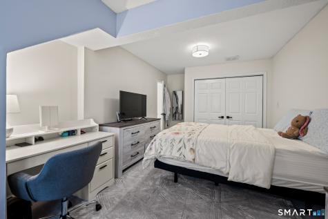 190 Tomlinson Avenue Plainville CT 06062