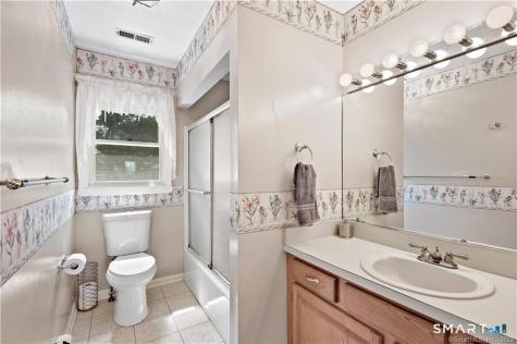 8 Genesee Lane Madison CT 06443