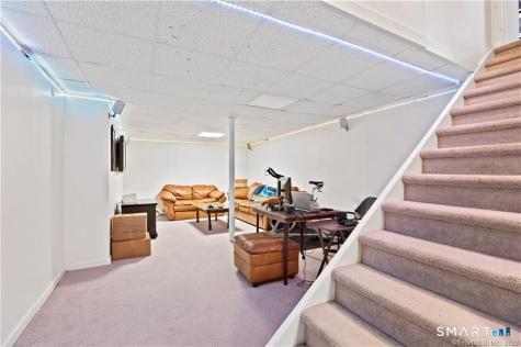 8 Genesee Lane Madison CT 06443