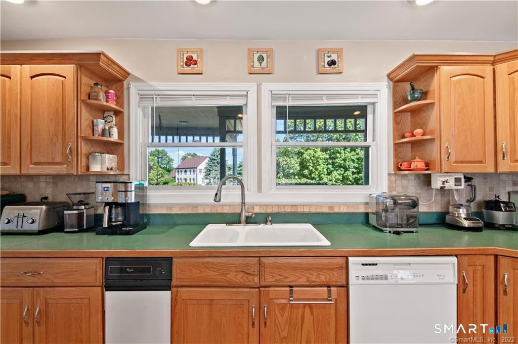 8 Genesee Lane Madison CT 06443