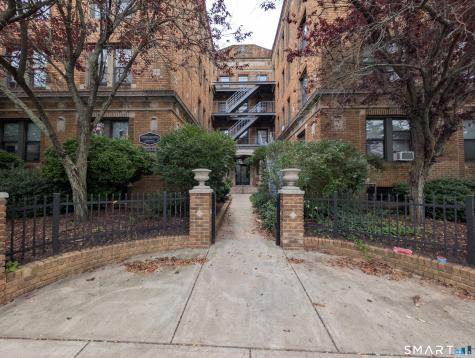 43 Granite Street New London CT 06320