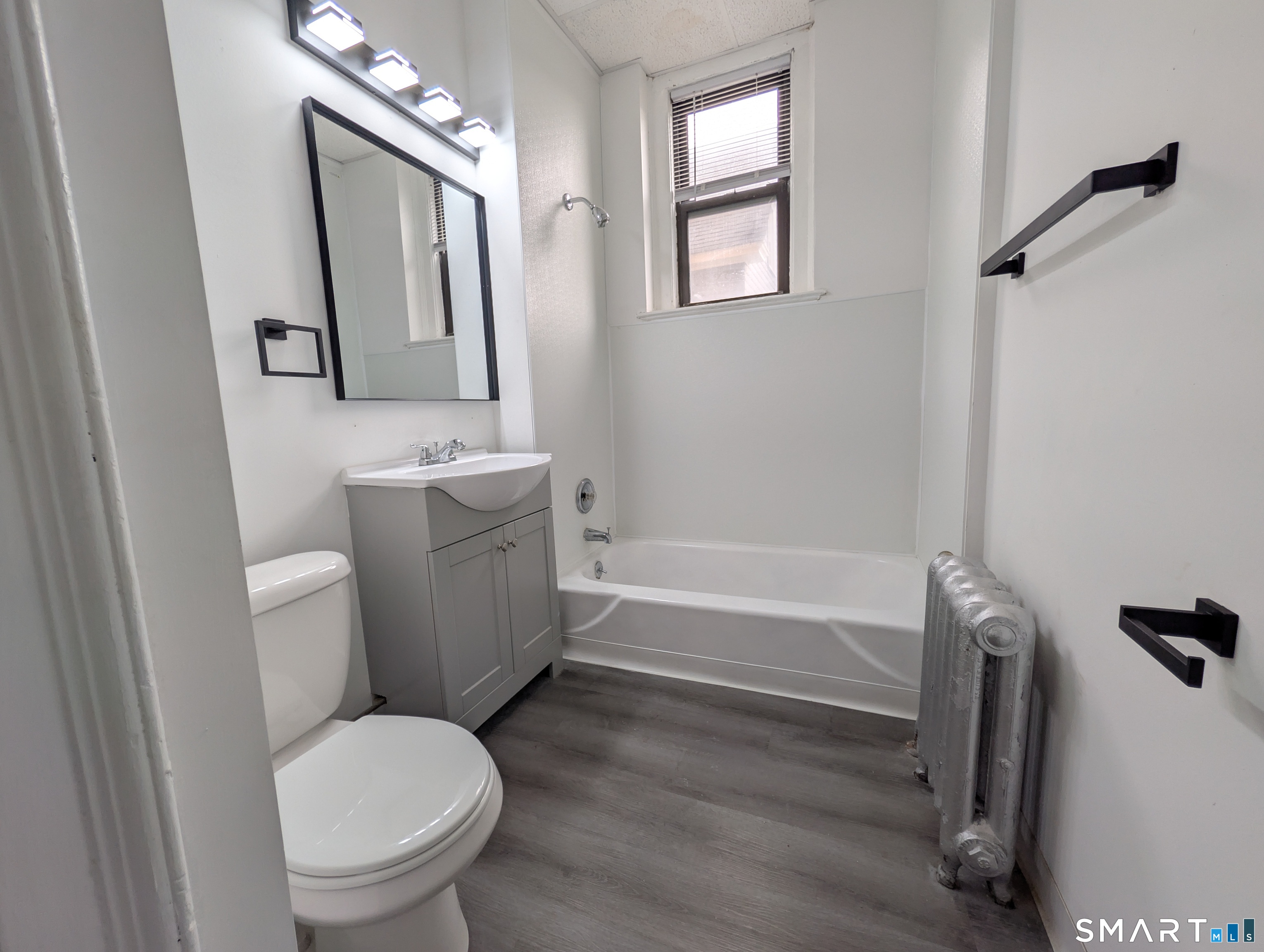 43 Granite Street New London CT 06320