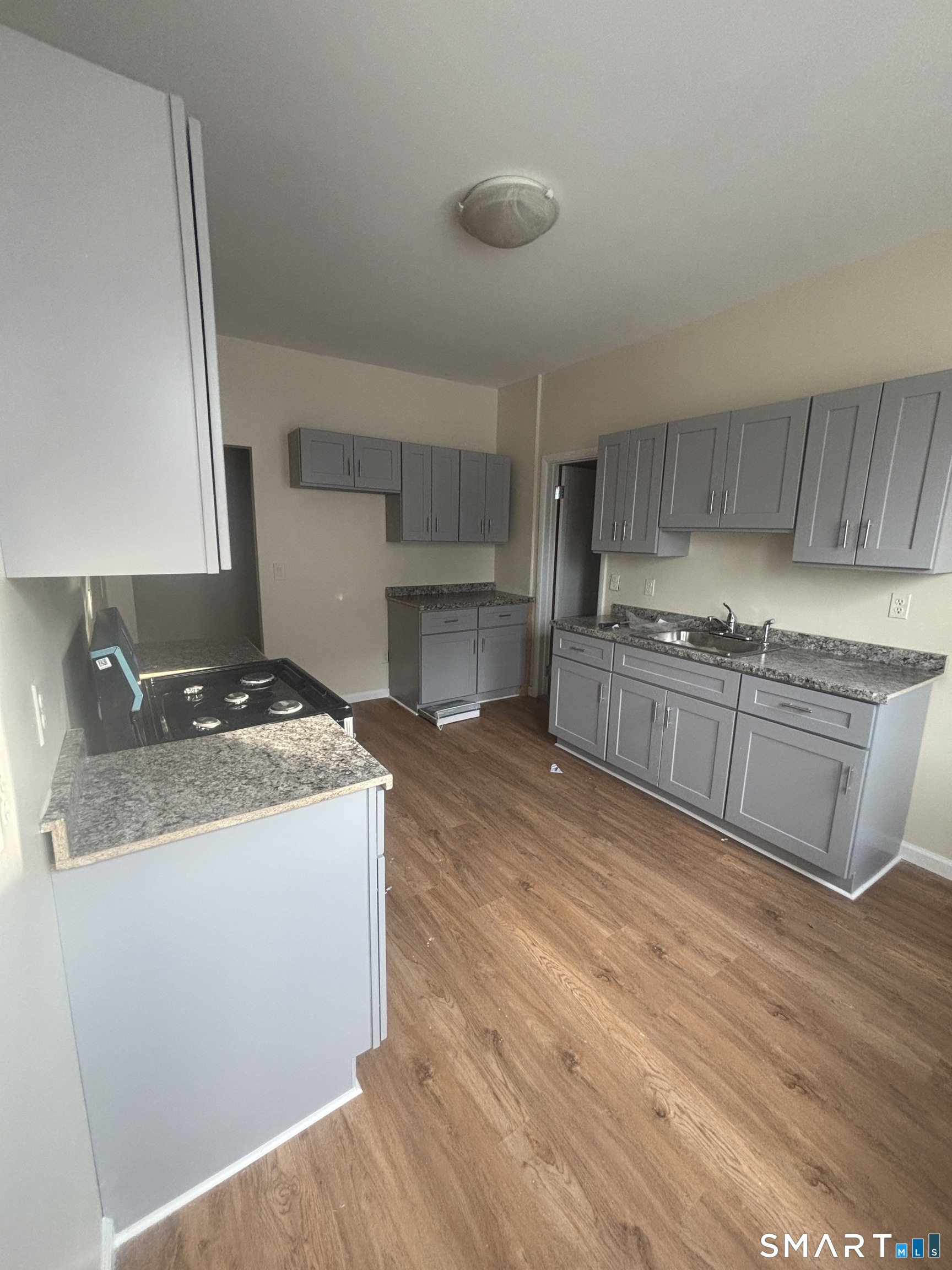 1804 Barnum Avenue Bridgeport CT 06610