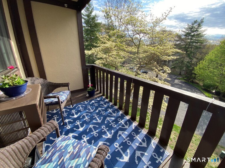 6 Canterbury Court Brookfield CT 06804
