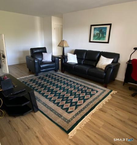 6 Canterbury Court Brookfield CT 06804