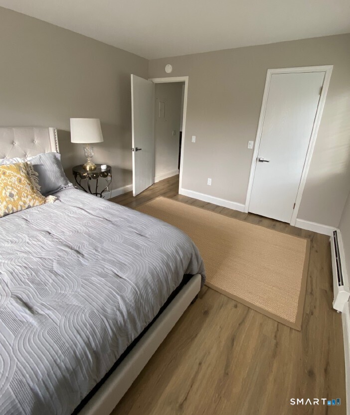 6 Canterbury Court Brookfield CT 06804