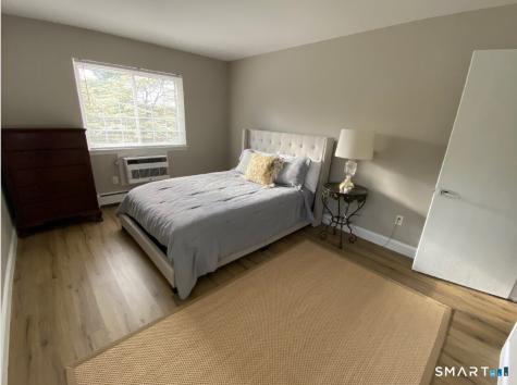 6 Canterbury Court Brookfield CT 06804