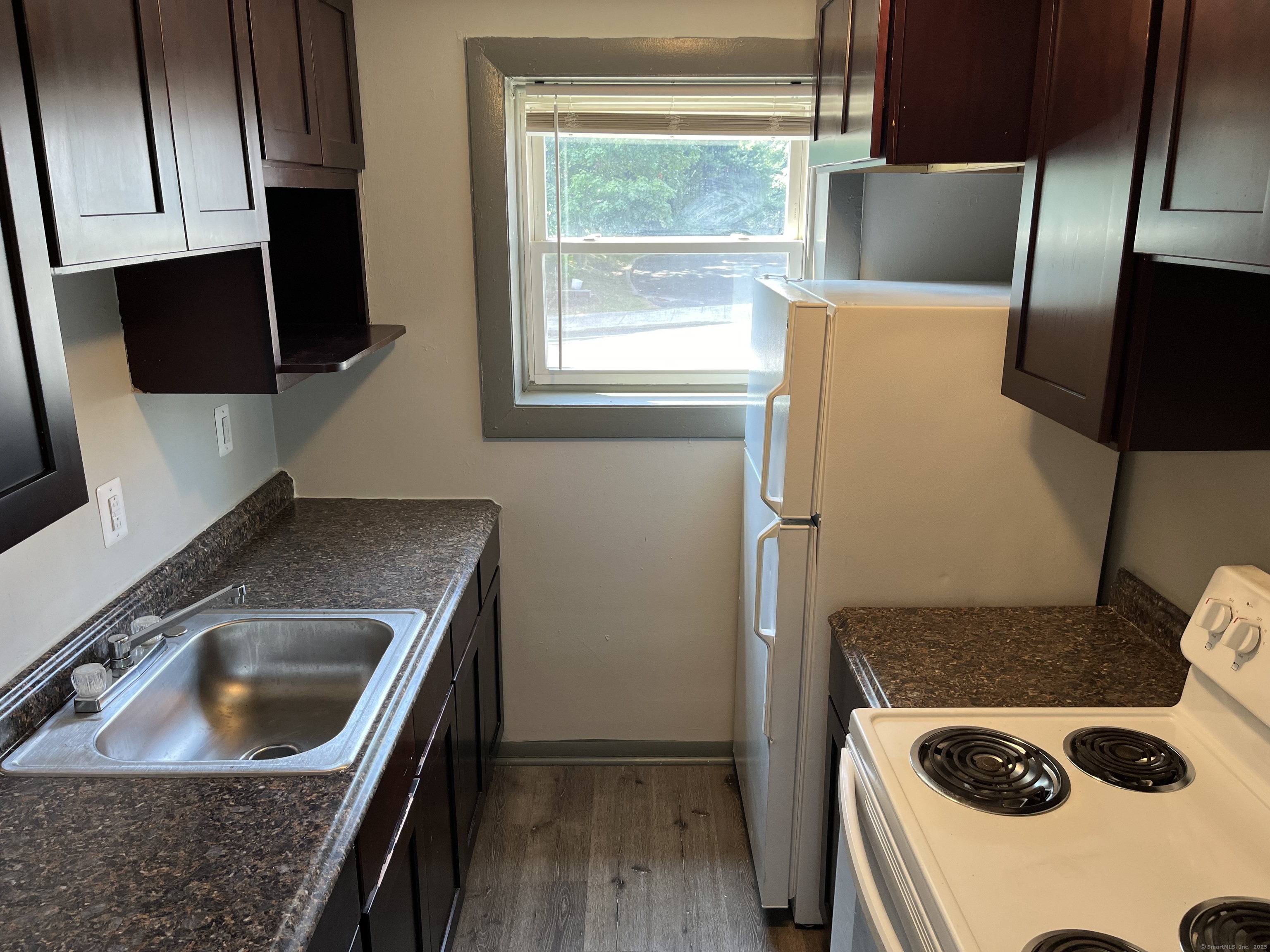 32 Cook Avenue Meriden CT 06451