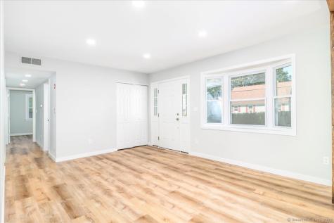 32 Hickory Street Danbury CT 06810