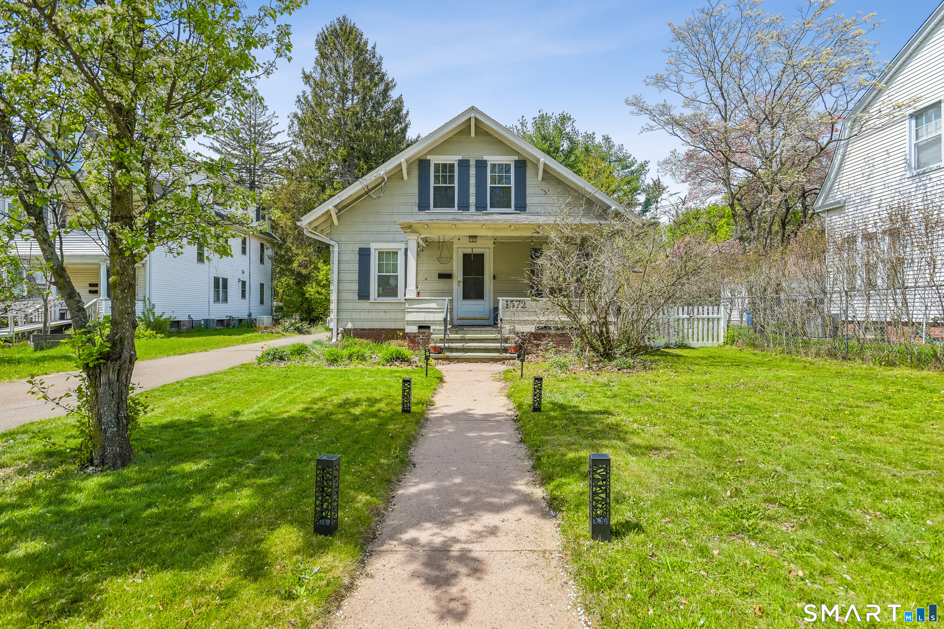 1572 Whitney Avenue Hamden CT 06517