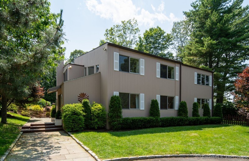 17 Ferry Lane Westport CT 06880