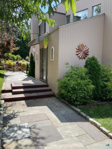 17 Ferry Lane Westport CT 06880