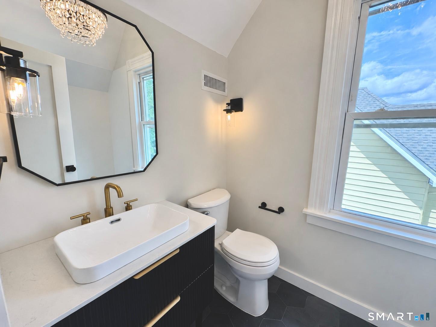 25 Quintard Avenue Norwalk CT 06854