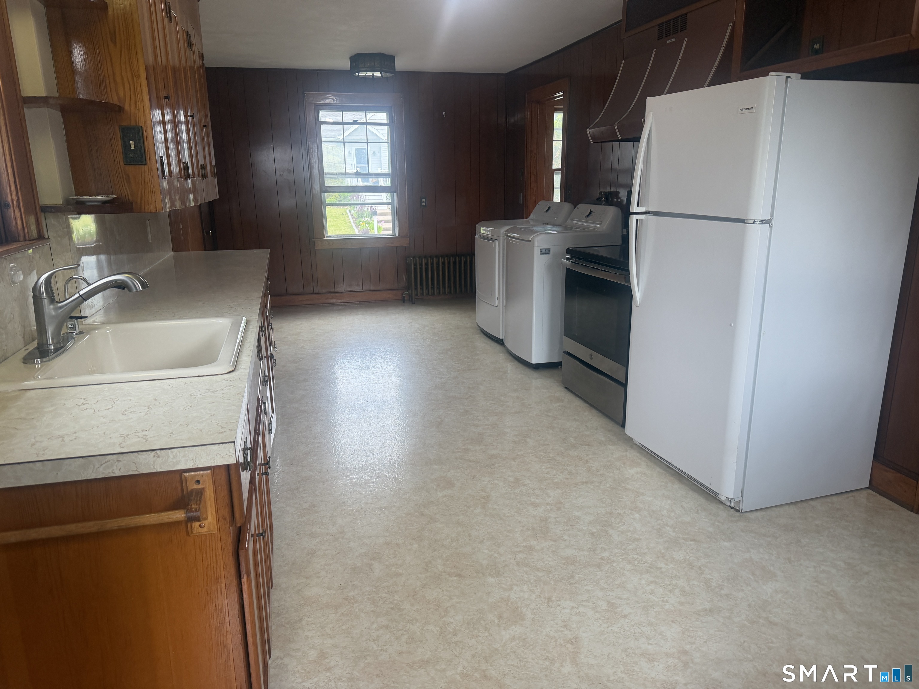 664 Noank Road Groton CT 06355