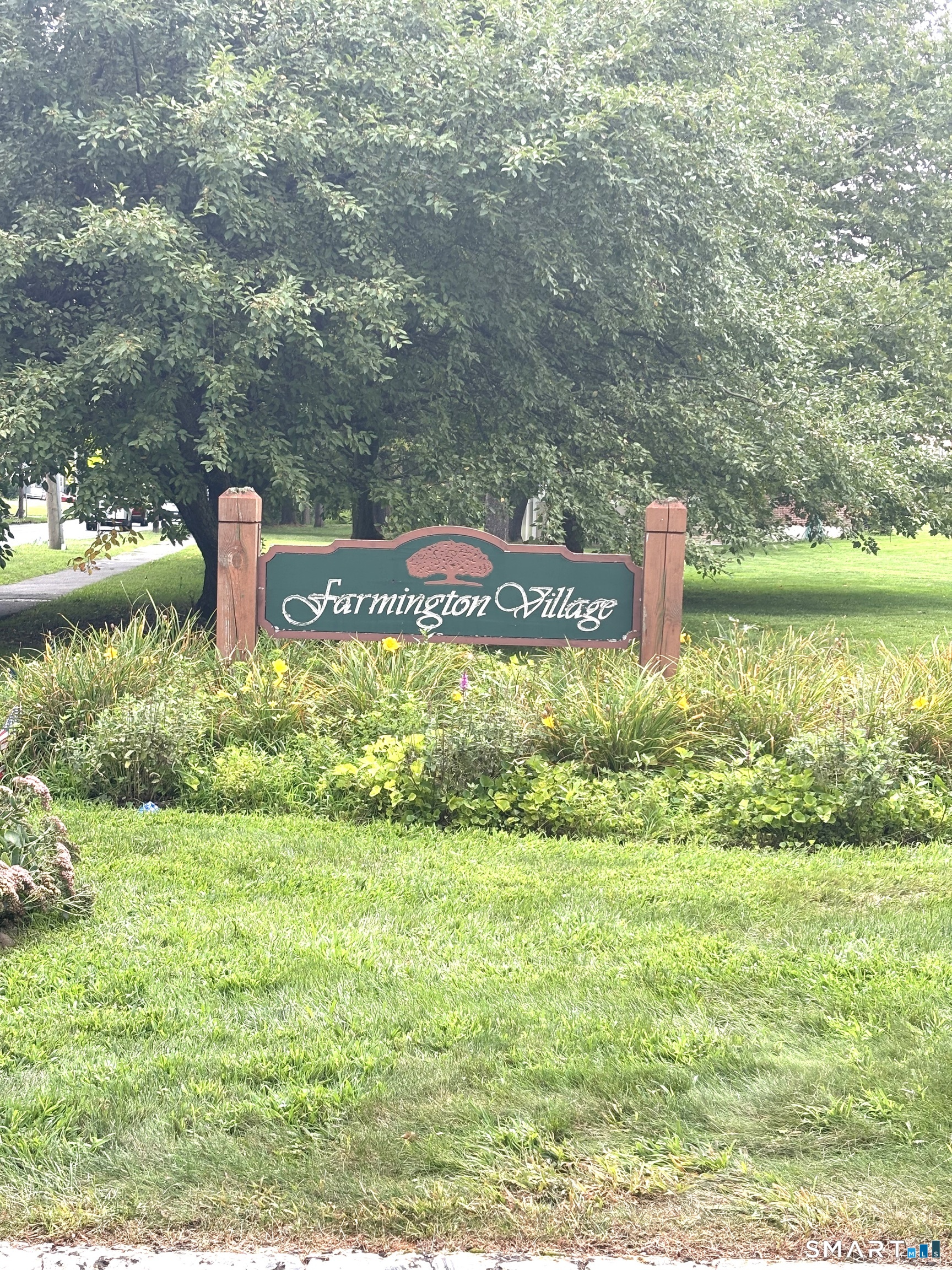 Farmington CT, 1660 Farmington Avenue, Unit 2