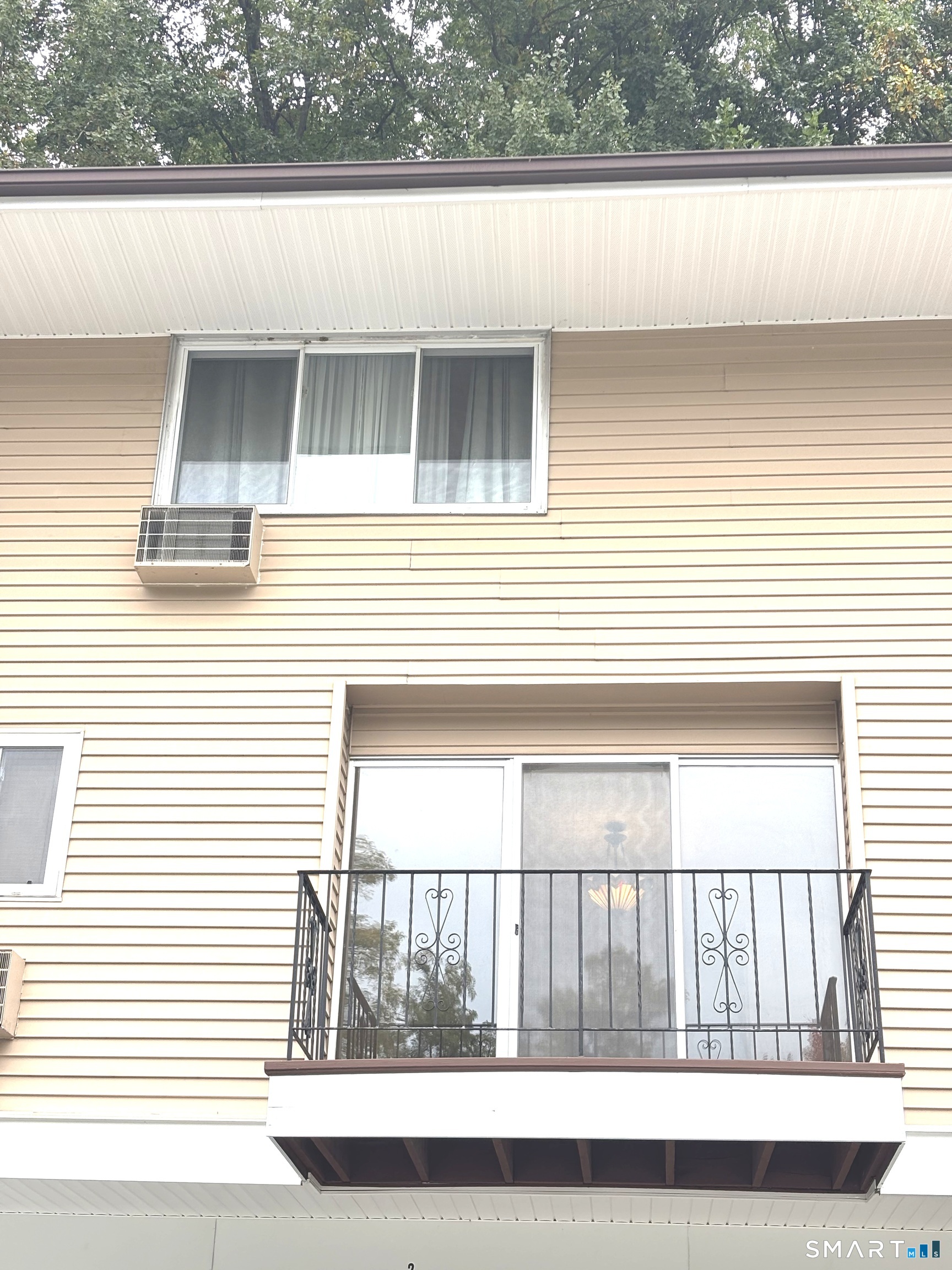 1660 Farmington Avenue Farmington CT 06085