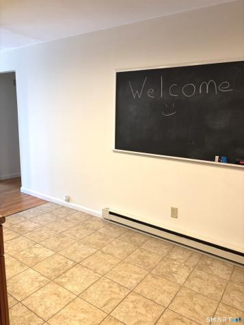 1660 Farmington Avenue Farmington CT 06085