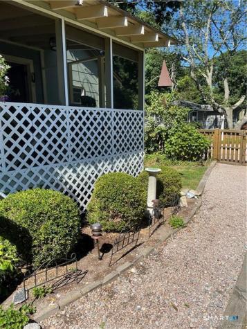 17 Wolcott Avenue Stonington CT 06378