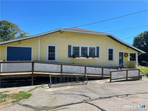 17 Wolcott Avenue Stonington CT 06378