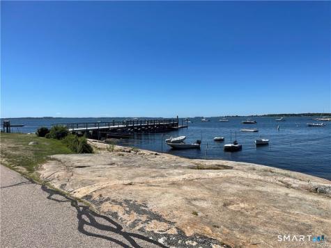17 Wolcott Avenue Stonington CT 06378