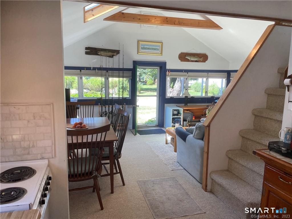 17 Wolcott Avenue Stonington CT 06378