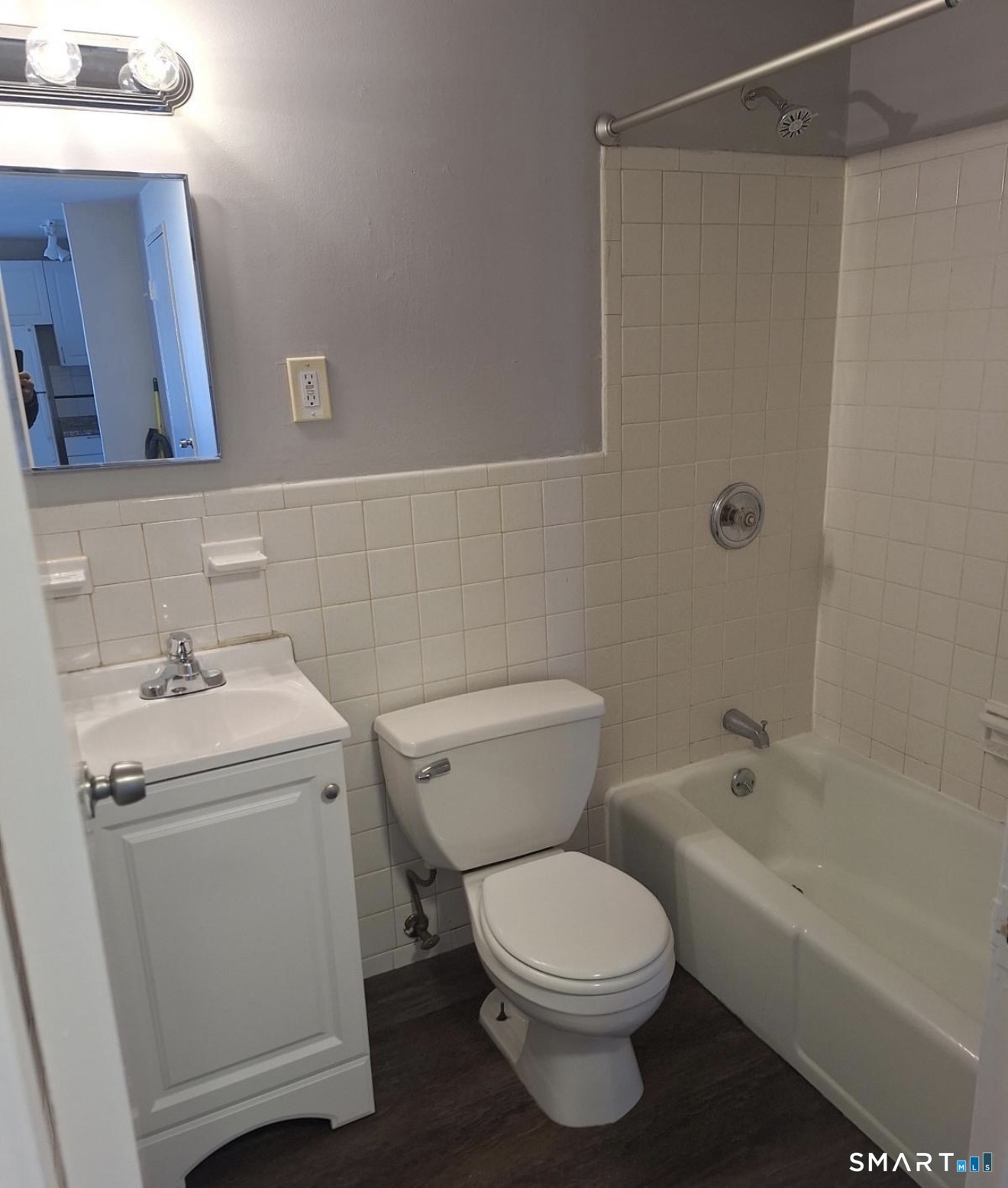 217 Hollister Avenue Bridgeport CT 06607
