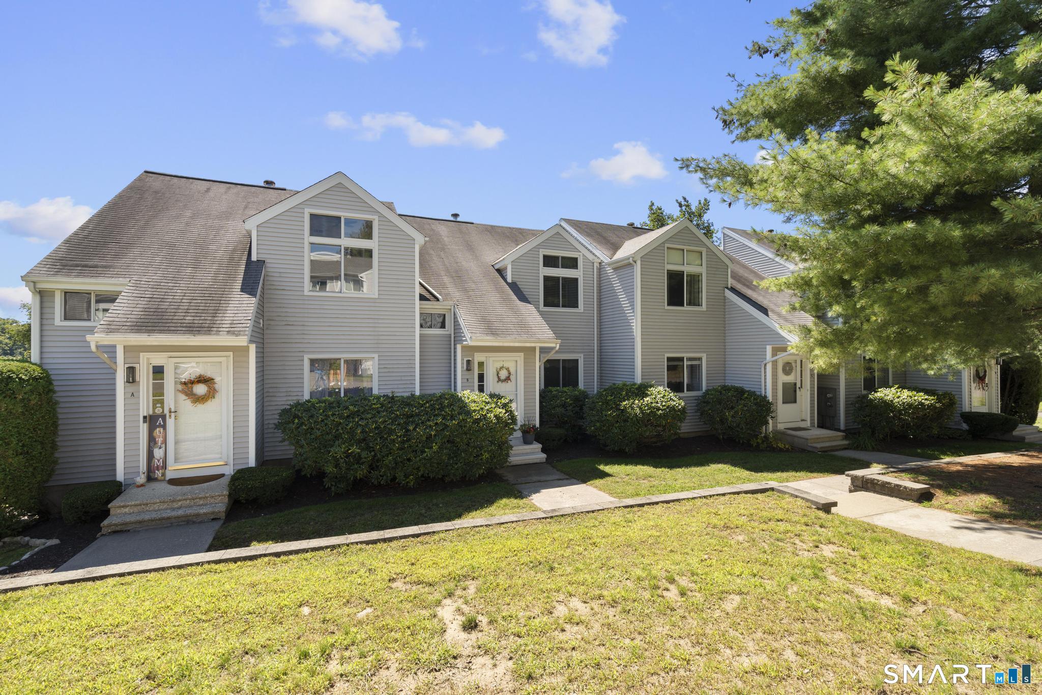 18 Tulip Drive Seymour CT 06483