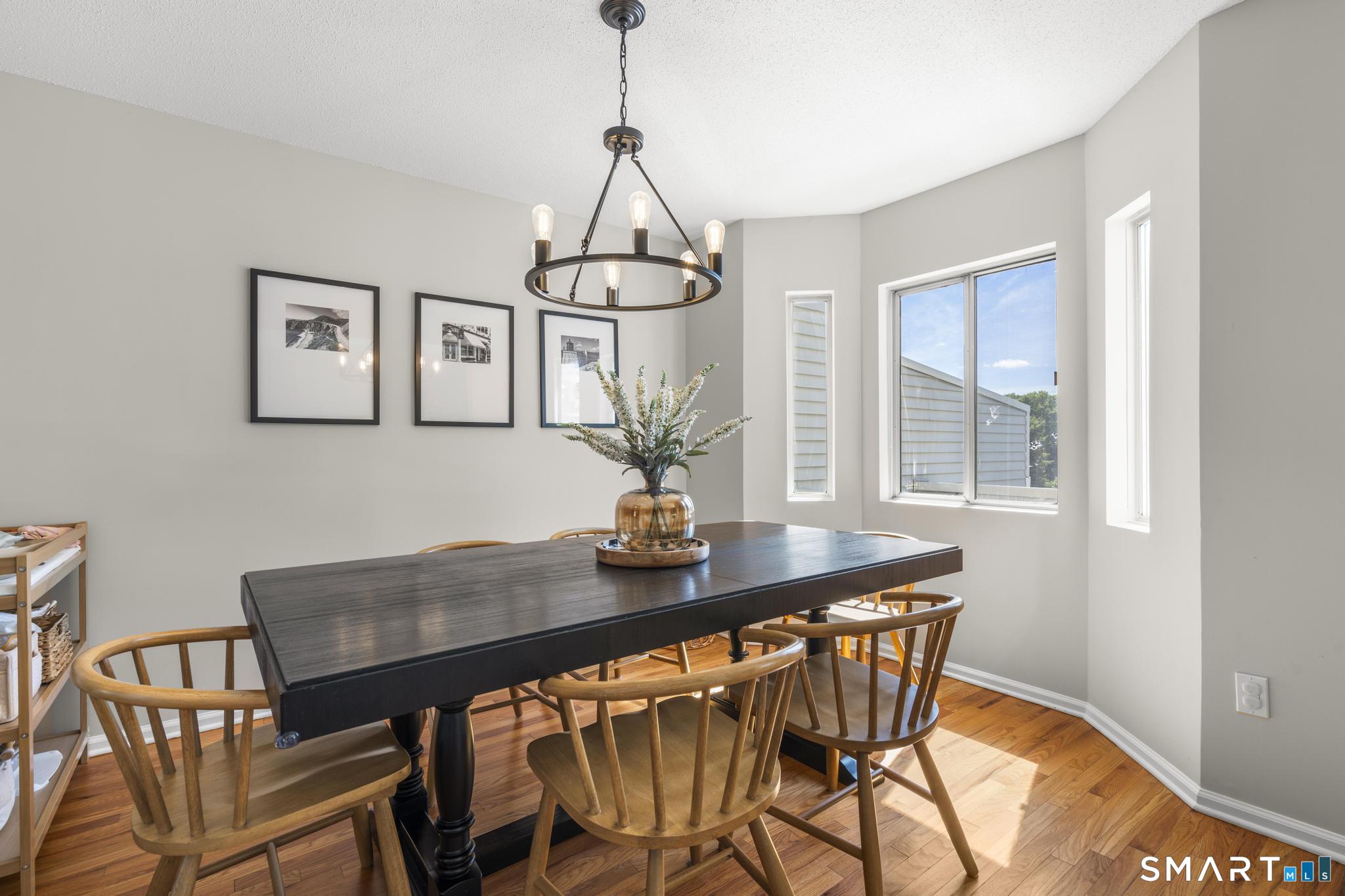 18 Tulip Drive Seymour CT 06483