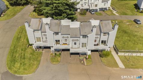 18 Tulip Drive Seymour CT 06483