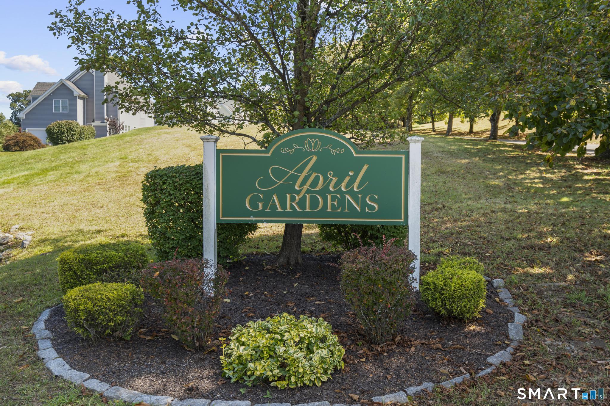 18 Tulip Drive Seymour CT 06483