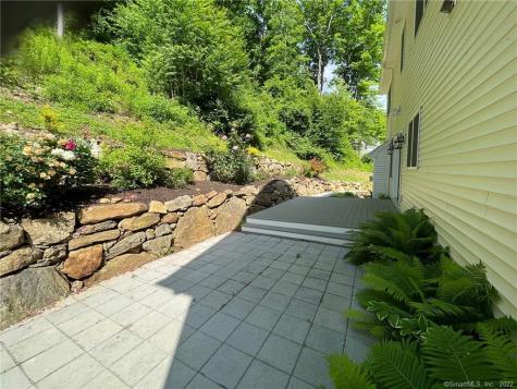 71 Ledges Road Ridgefield CT 06877
