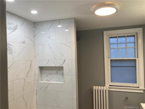 18 Maplewood Avenue West Hartford CT 06119