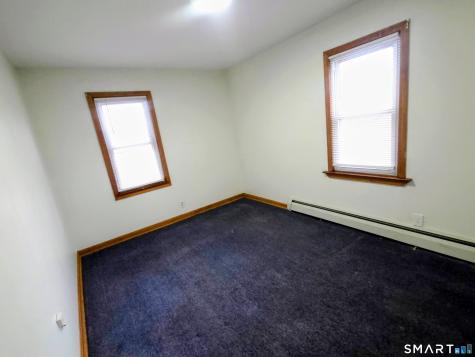 387 Putnam Pike Killingly CT 06241