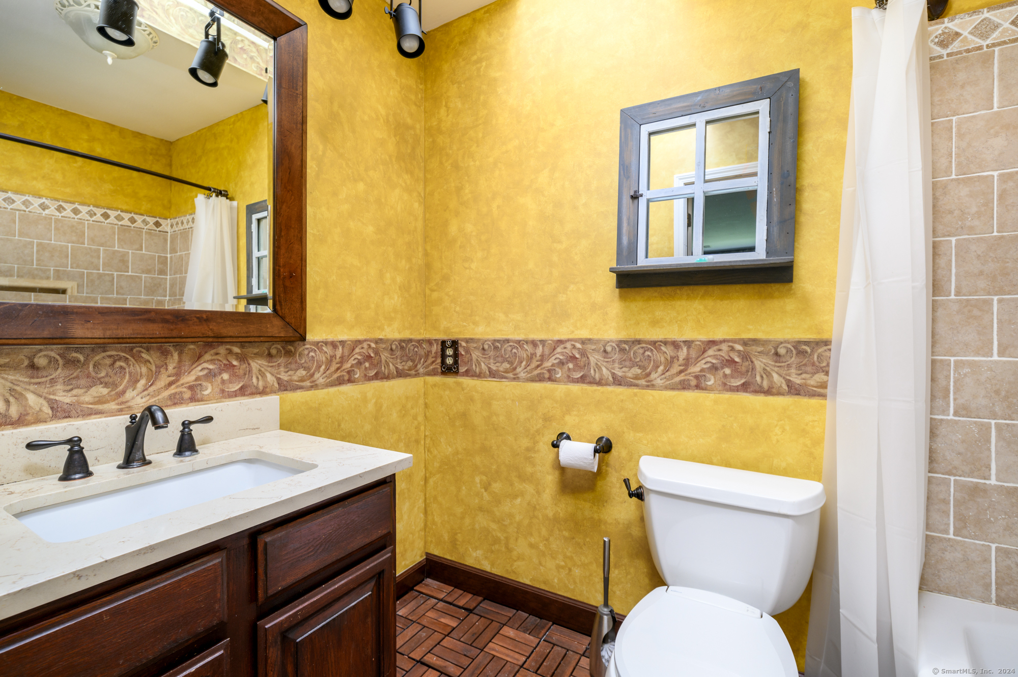117 Fawn Ridge Lane Norwalk CT 06851