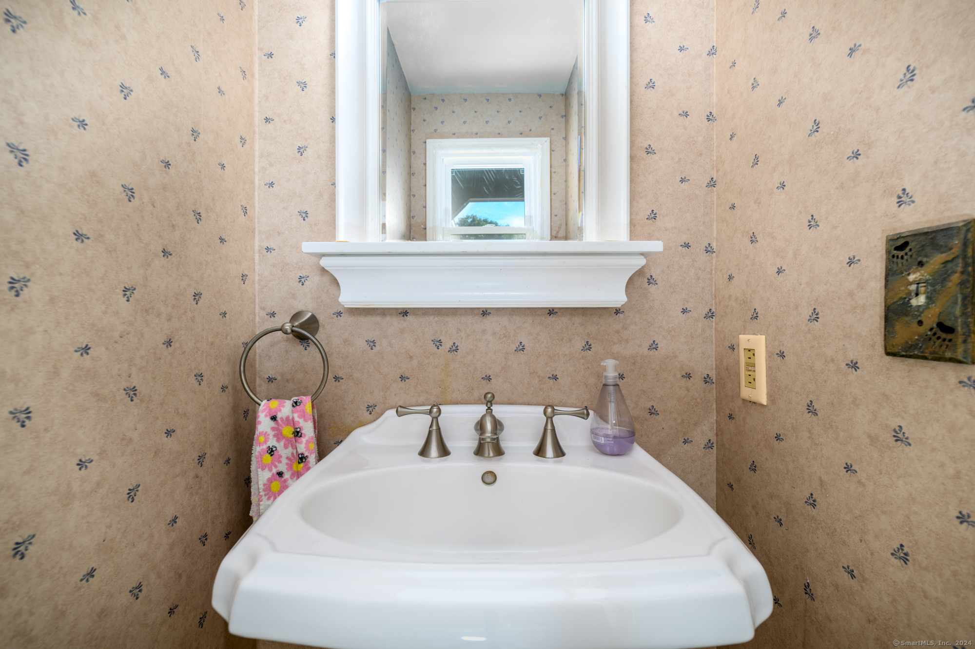 117 Fawn Ridge Lane Norwalk CT 06851