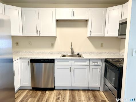 50 East Hill Road Canton CT 06019