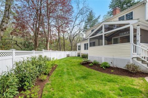 266 West Haviland Lane Stamford CT 06903