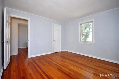 53 Robin Road West Hartford CT 06119