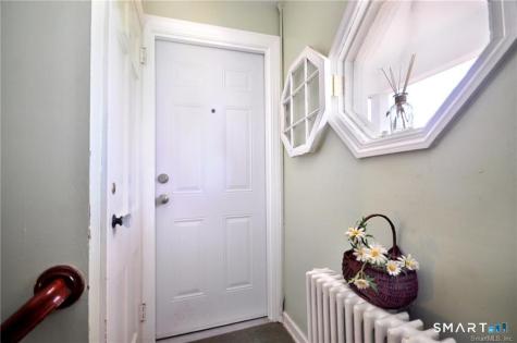 53 Robin Road West Hartford CT 06119