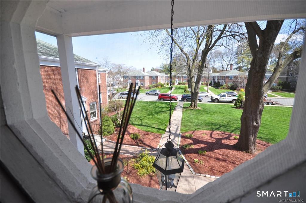 53 Robin Road West Hartford CT 06119