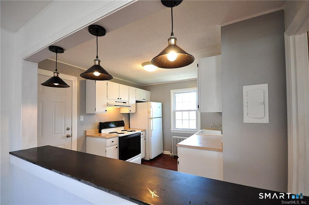 53 Robin Road West Hartford CT 06119