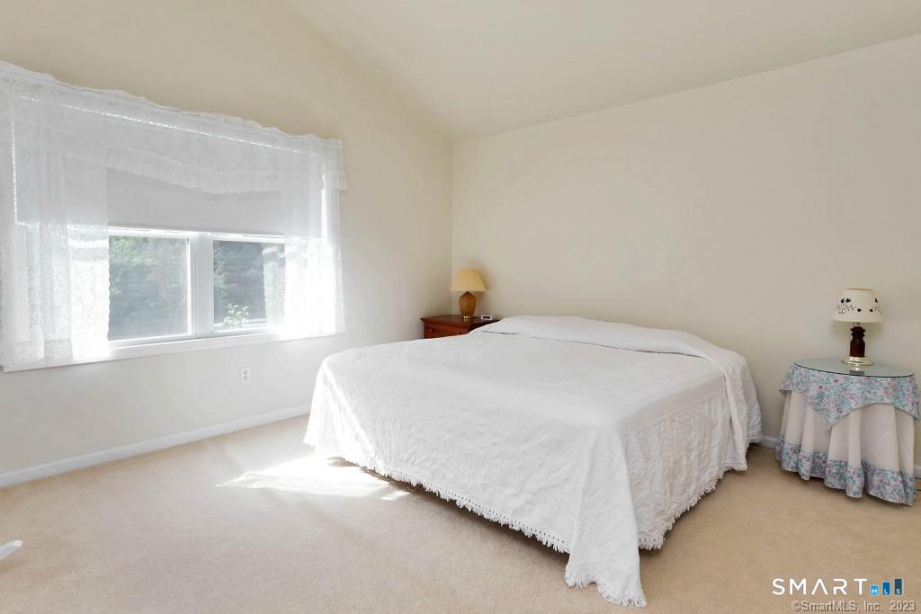 27 Copper Creek Circle Newtown CT 06470