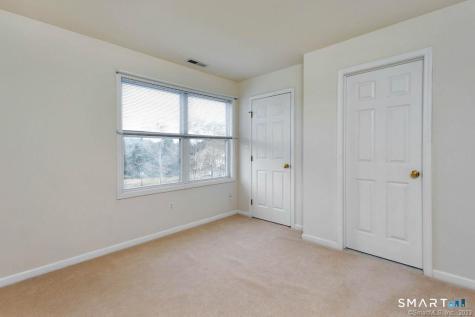 27 Copper Creek Circle Newtown CT 06470