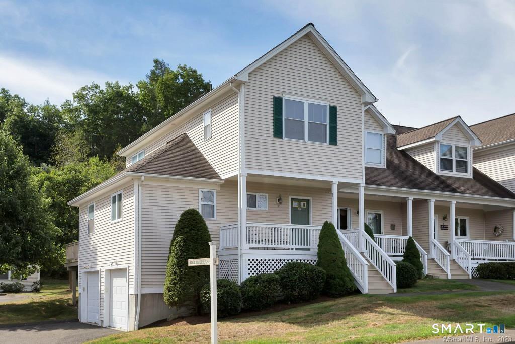 27 Copper Creek Circle Newtown CT 06470